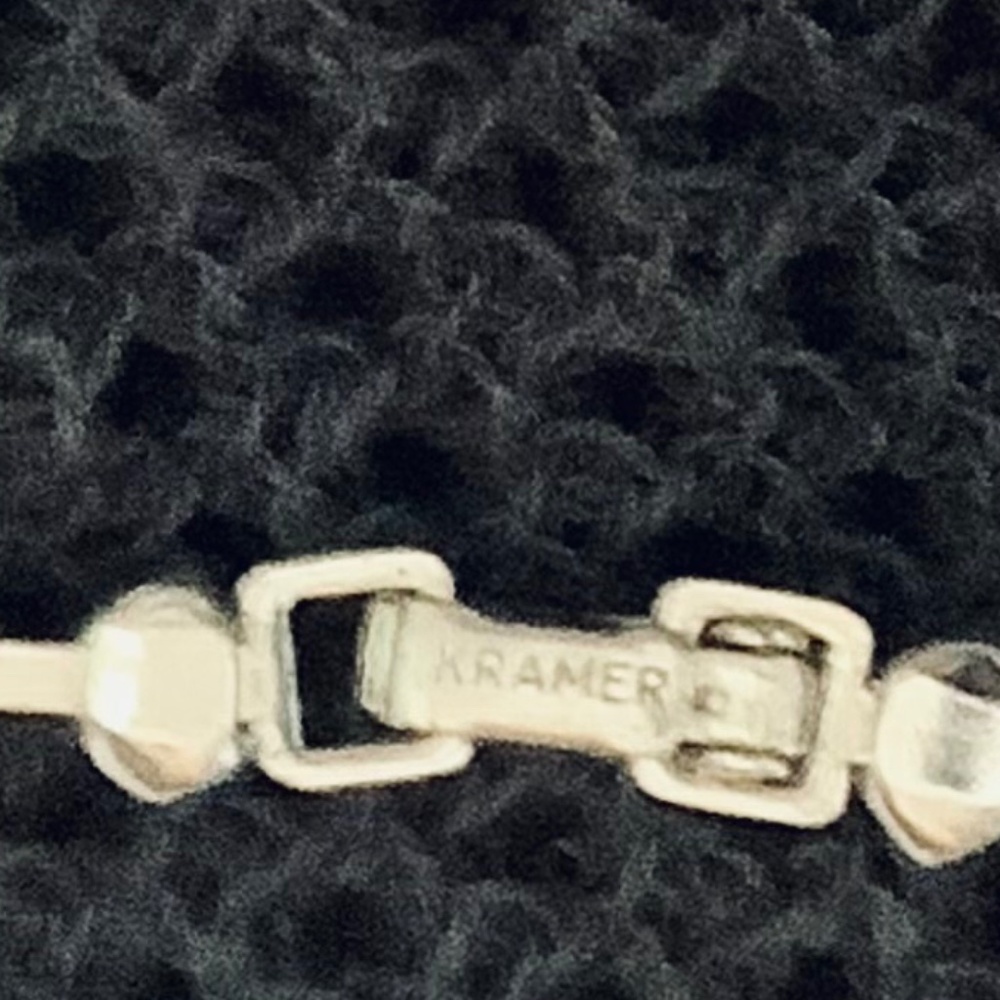 Signed Vintage Kramer Necklace - Picture 5 of 6